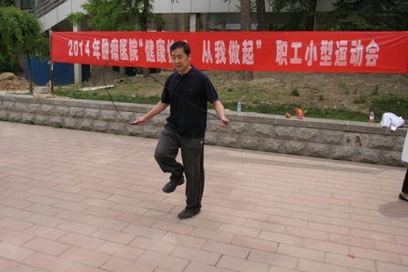 男子丙组一分钟跳绳第一名-李晓江